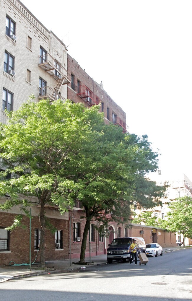Foto del edificio - 376 Keap St
