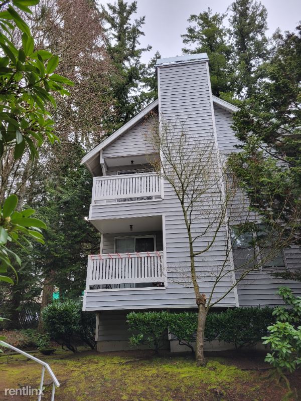 7603 Concord Ln NE, Bremerton, WA 98311 Condo for Rent in Bremerton, WA