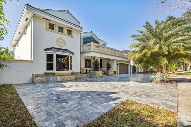 Building Photo - 16338 NW 86th Ct