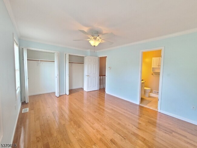Foto del edificio - 3705 Pinhorn Dr