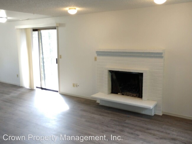 Building Photo - 2196-2204 Nomad Ct SE