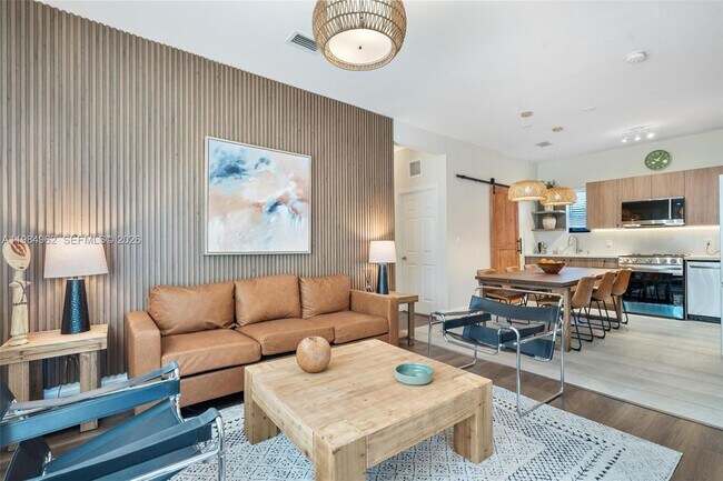 Foto del edificio - 920 SW 9th St