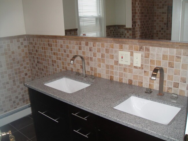 Baño - 71 Pinehurst Ave