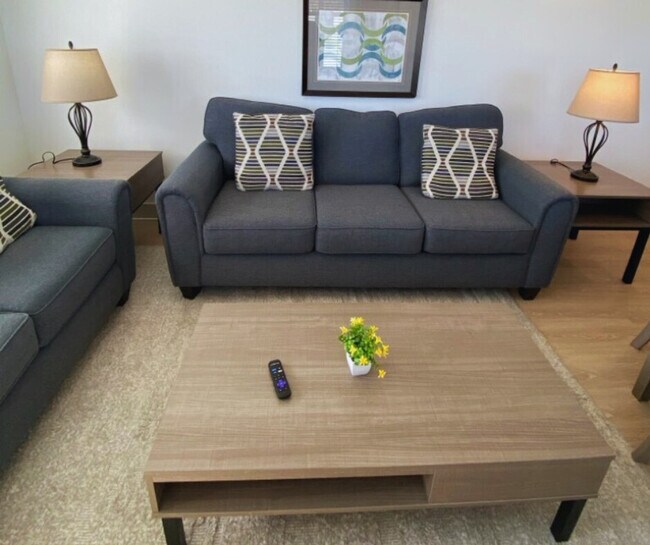 Foto del edificio - 1202 Marquis Pkwy