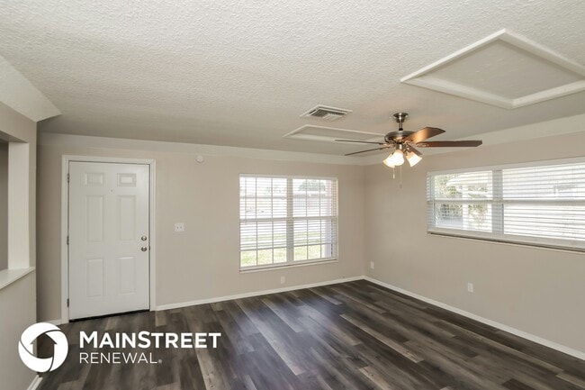 Foto del edificio - 2389 Ricky Rd