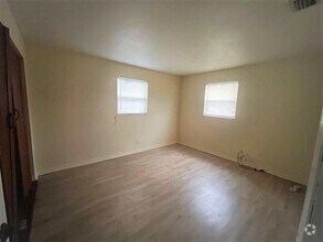 Building Photo - 1681 W 29th St