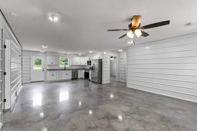 Foto del edificio - Beautiful, Newer Home in Cape