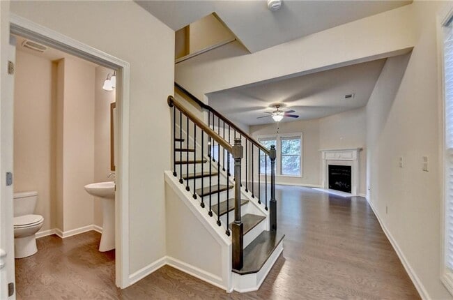 Building Photo - 3459 Flamingo Ln