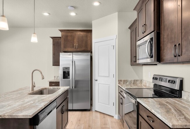 Building Photo - 4052 W Harper Ln