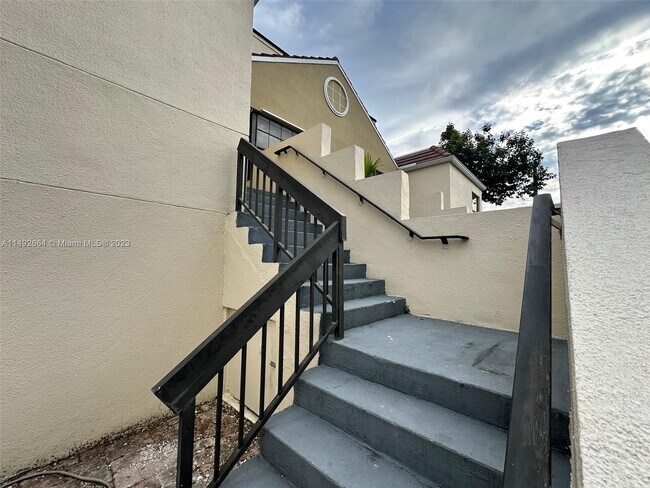 Building Photo - 12902 SW 88th Terrace