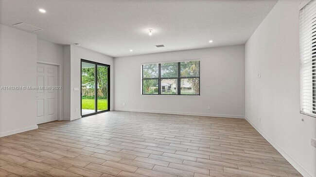 Building Photo - 7402 Arthurs Rd
