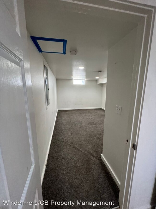 Building Photo - 2 br, 1.5 bath House - 225 F St SW