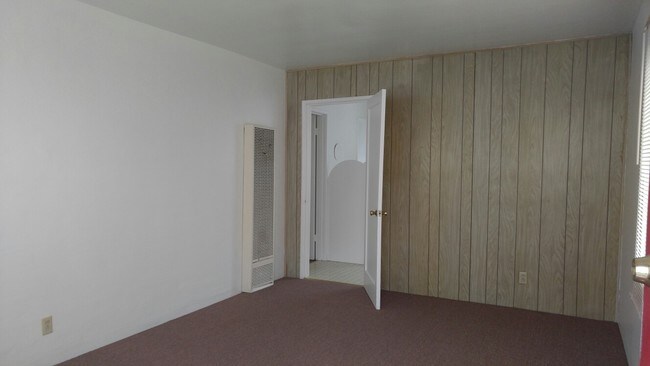 Building Photo - 1701 41st Ave