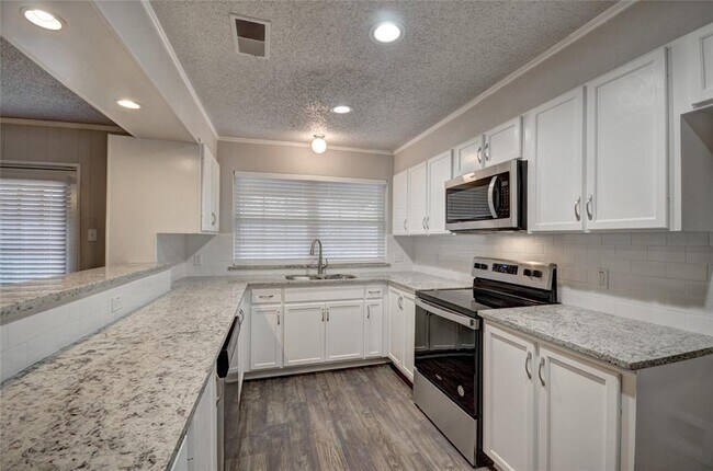 Foto del edificio - 757 Aspen Ct