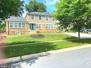 Building Photo - 8003 Postoak Rd