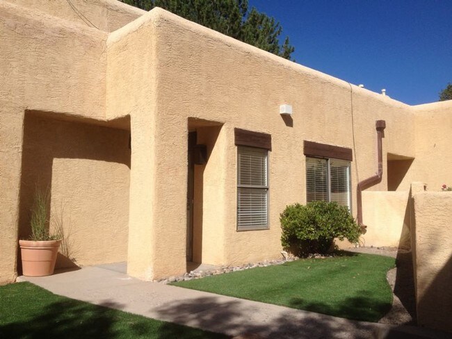 Foto del edificio - 6565 Monte Serrano NE