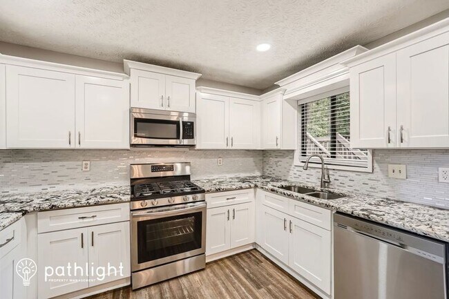 Foto del edificio - 2386 Wilderness Way