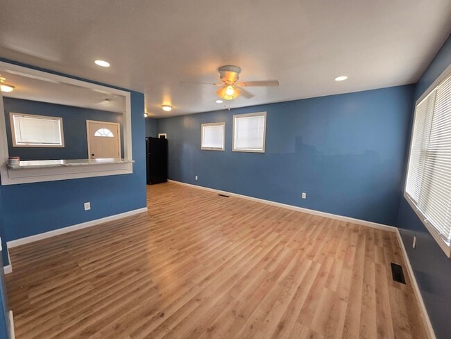 Foto del edificio - 2228 Wisconsin St