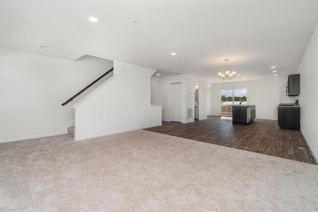 Foto del edificio - 12 Kenzie Way