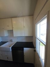 Building Photo - 3564 Sapphire Dr