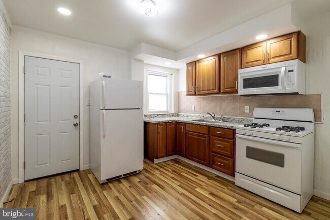 Foto del edificio - 2834 Almond St