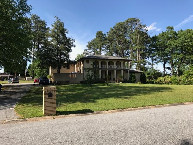 Building Photo - 2350 The by Way