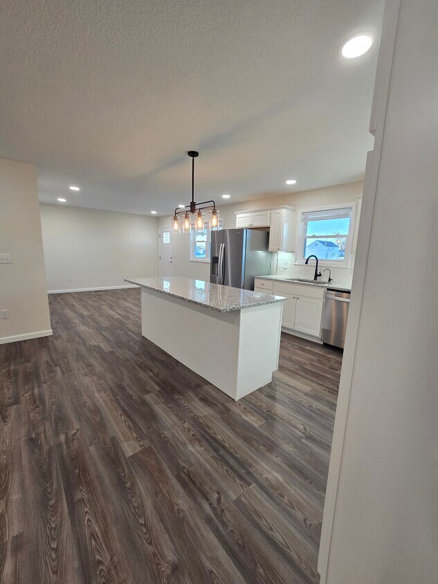 Foto principal - 8225 N West St