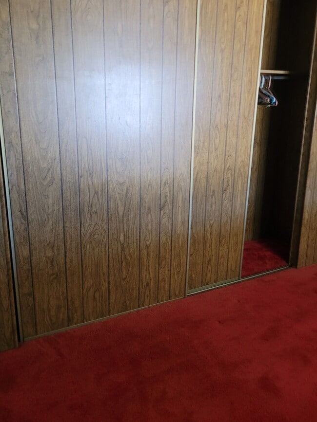 Building Photo - 9391 California Ave