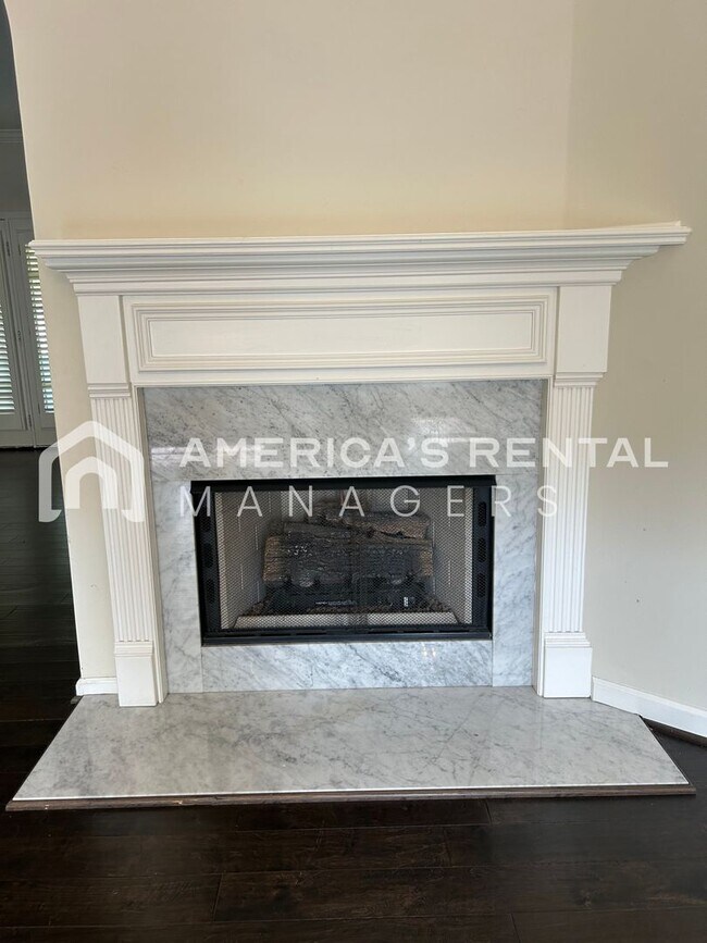 Building Photo - Beautiful Brick Home for Rent Near Inverne...