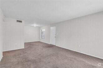 Building Photo - 1830 Maravilla Ave