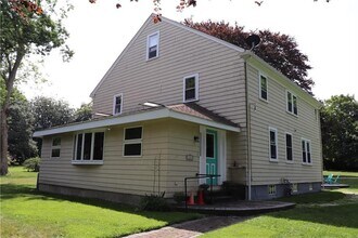 Building Photo - 140 Maple Ave