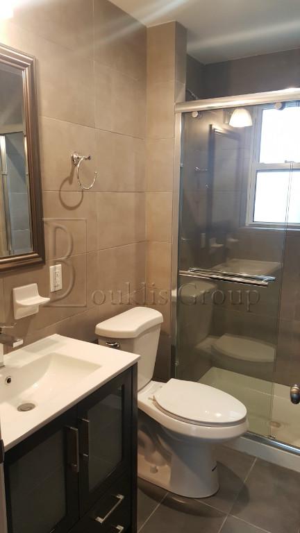 Building Photo - 2552 31st St
