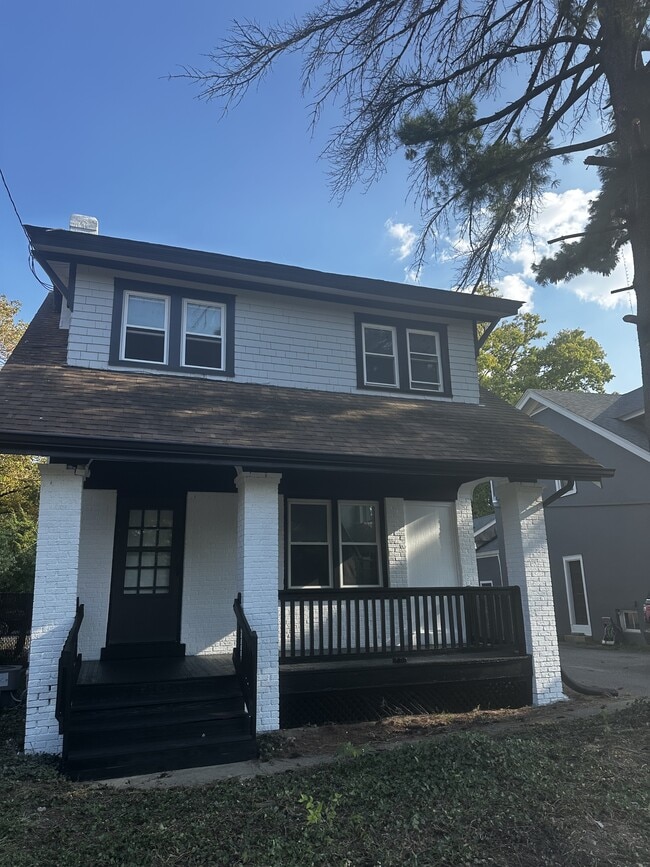 Photo - 6232 Montgomery Rd House