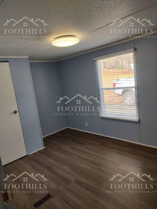 Foto del edificio - 101 P-9-121