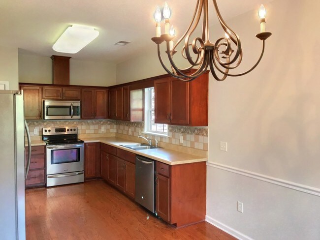 Foto del edificio - 175 Oak Ridge Cir