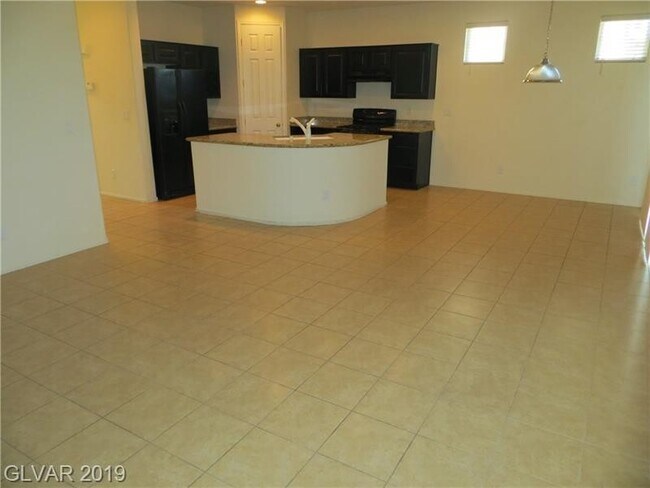 Building Photo - 3368 Osiana Ave