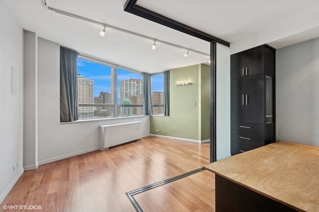 Foto del edificio - 5701 N Sheridan Rd