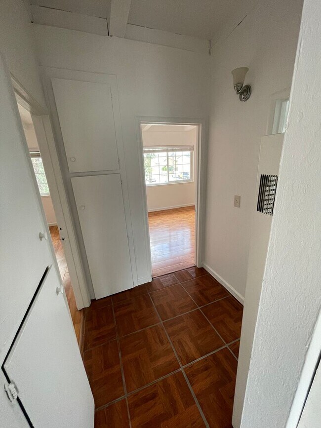 Foto del edificio - 841 Sharmon Palms Ln