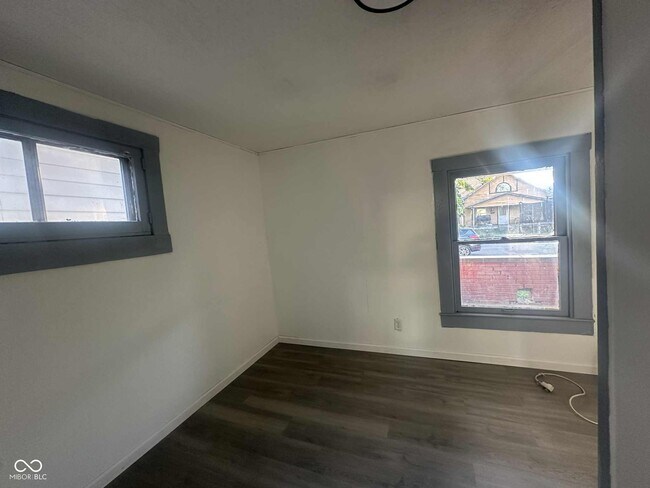 Foto del edificio - 1437 Kappes St