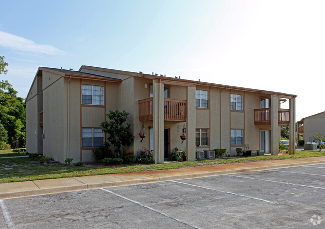 Emerald Place Apartments - Apartments in Titusville, FL | Apartments.com