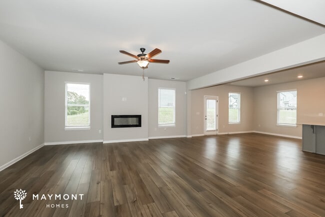 Building Photo - 1547 Stinson Ln