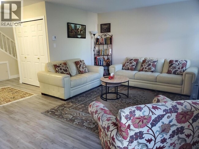 Building Photo - 8278 Fremlin St