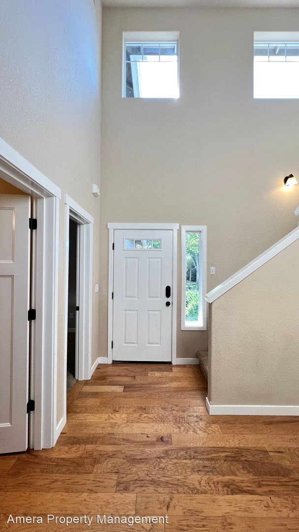 Building Photo - 5 br, 3 bath House - 5126 Slate Ct SE
