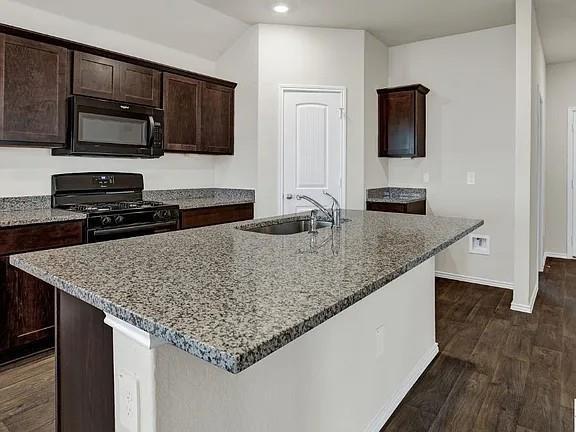 Foto del edificio - 1302 Camden Ln