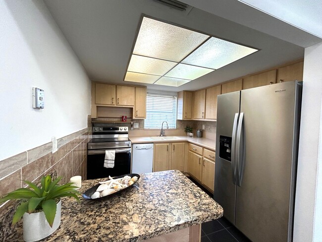 Foto del edificio - 2522 Emory Dr E