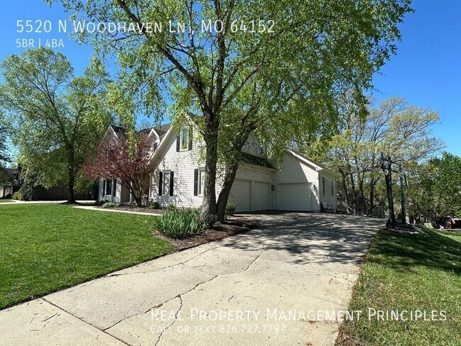 Building Photo - 5520 Woodhaven