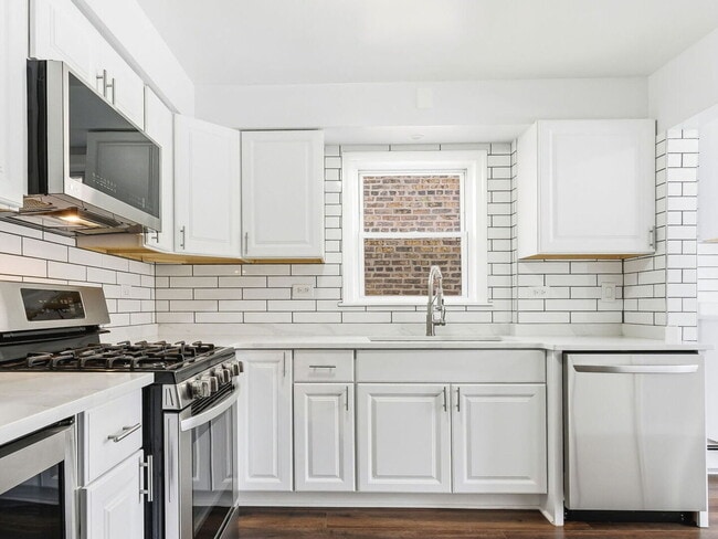 Foto del edificio - 5151 W Agatite Ave