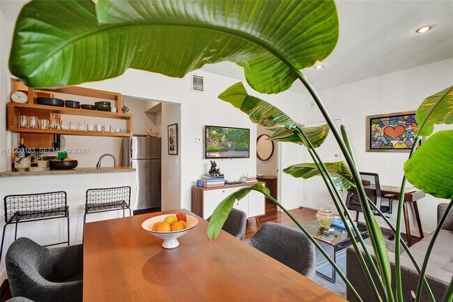 Foto del edificio - 815 Euclid Ave