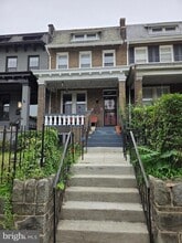 Building Photo - 1319 E Street NE Unit