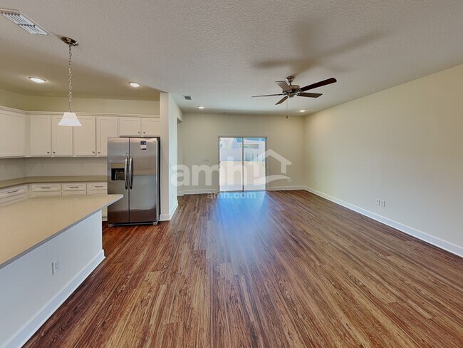 Building Photo - 3787 Lake Bluff Loop